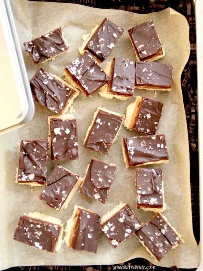 Caramel Chocolate Shortbread Bars Great Eight Friends
