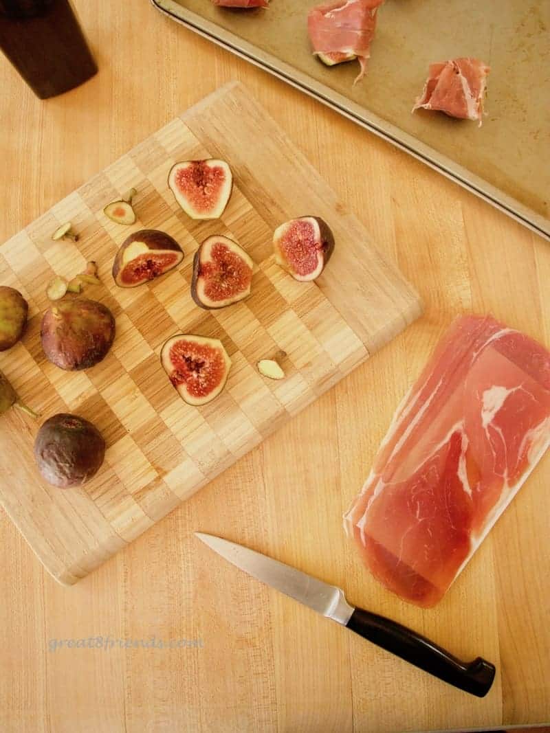 Fresh figs are an unmatchable fruit. Make this easy Figs with Prosciutto appetizer and take that sweet fruit to another level.