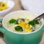 Creamy Cheesy Broccoli Soup