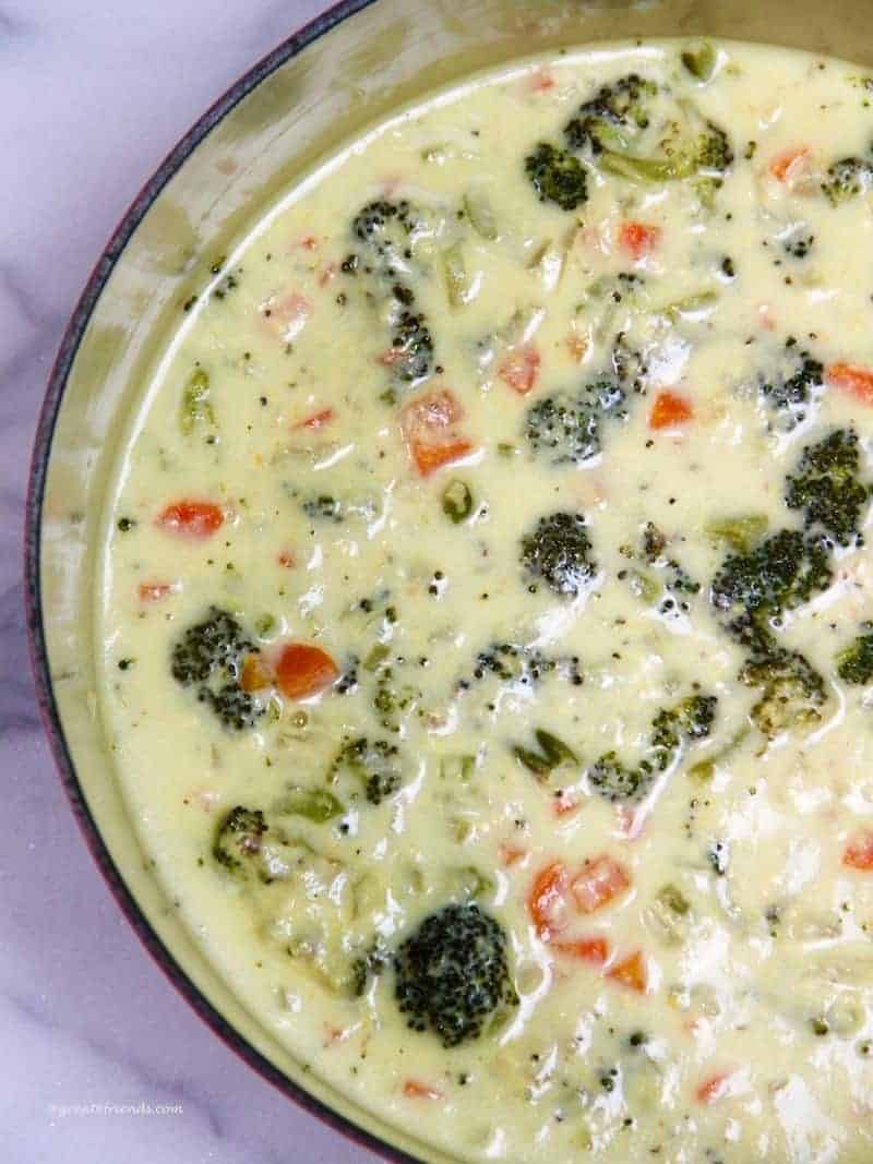 Creamy Cheesy Broccoli Soup