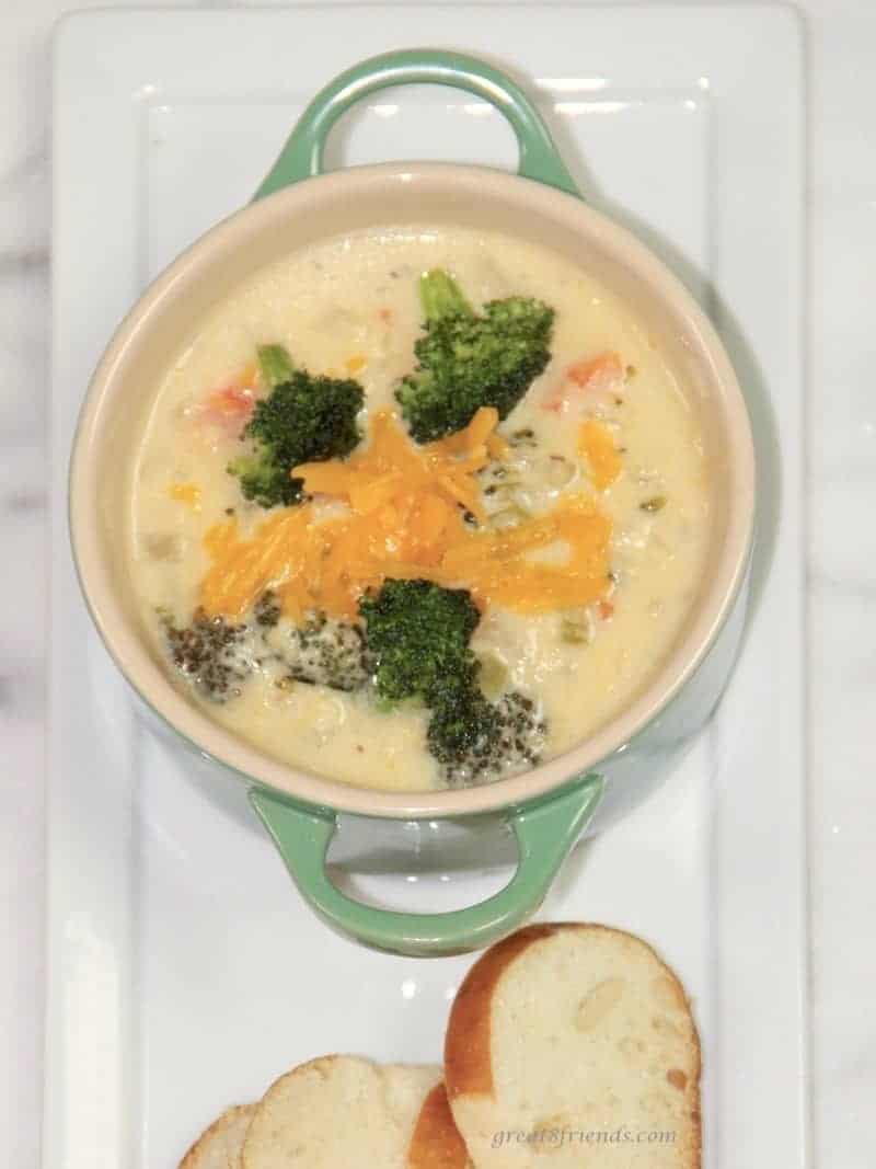 Creamy Cheesy Broccoli Soup