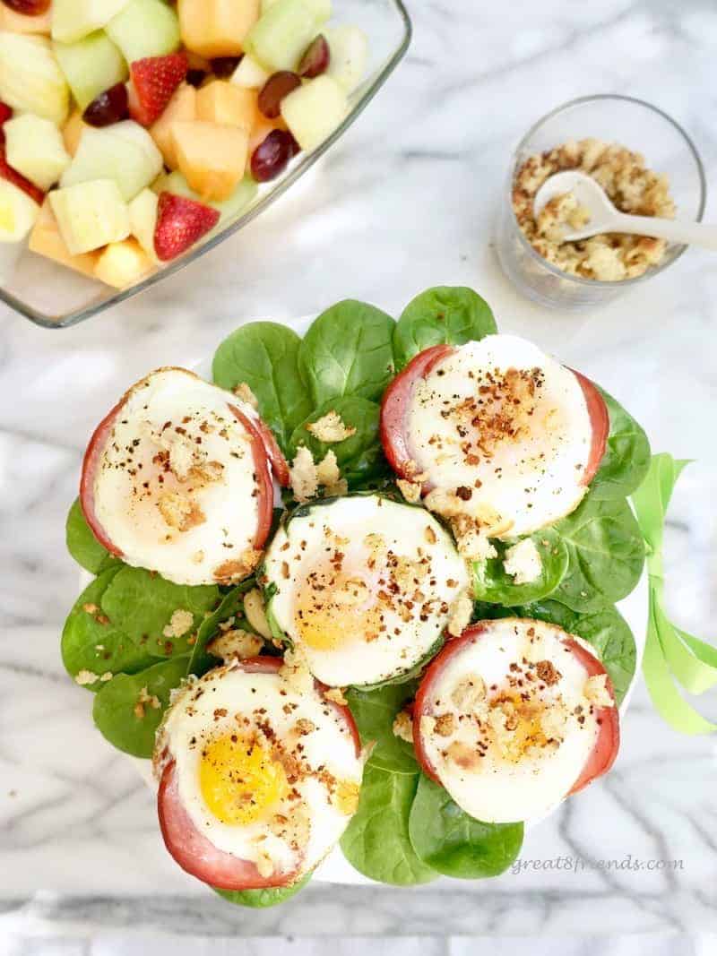 Eggs Benedict with English Muffins - Servings 1 — Brava