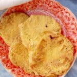 Fried Green Tomatoes..that's some yummy southern cooking! Here is the recipe with just the right amount of crunch to make those tomatoes delicious!