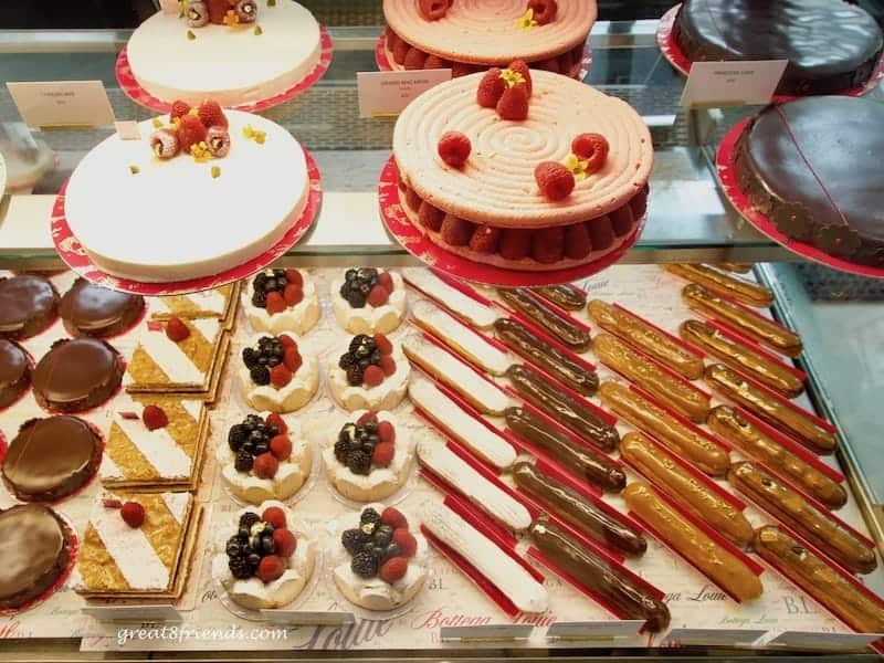 Bottega Louie