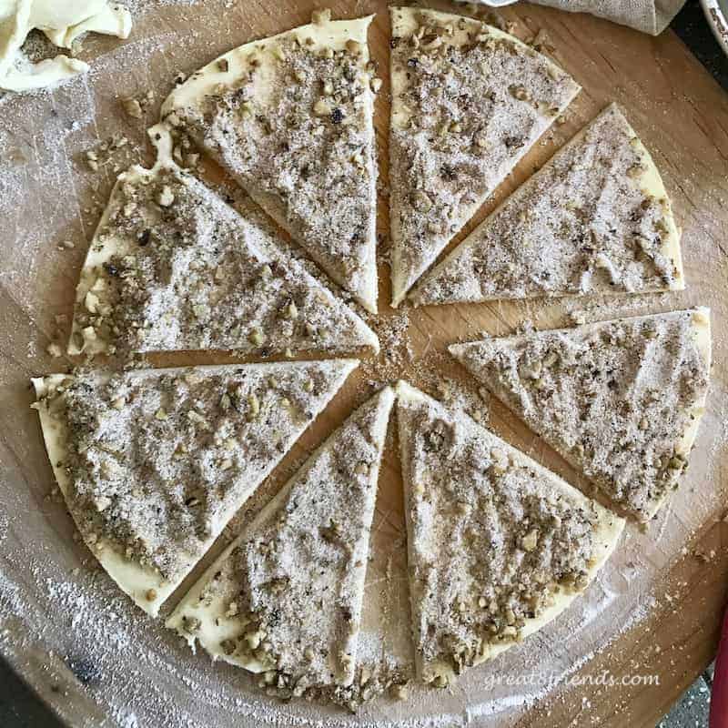 Delicious Pecan Walnut Crescent Cookies Great Eight Friends