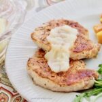 Pork Cutlets with Onion Applesauce
