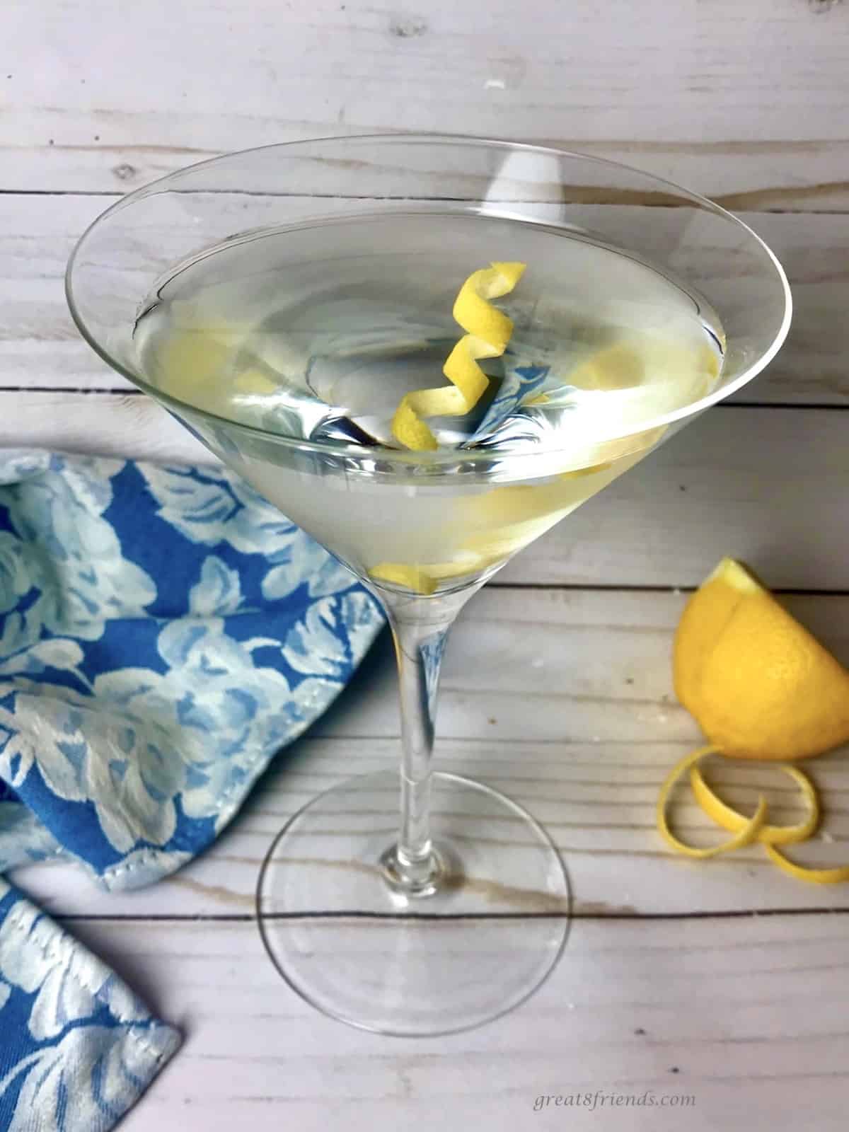 Dry Martini (10:1 Ratio) Cocktail Recipe