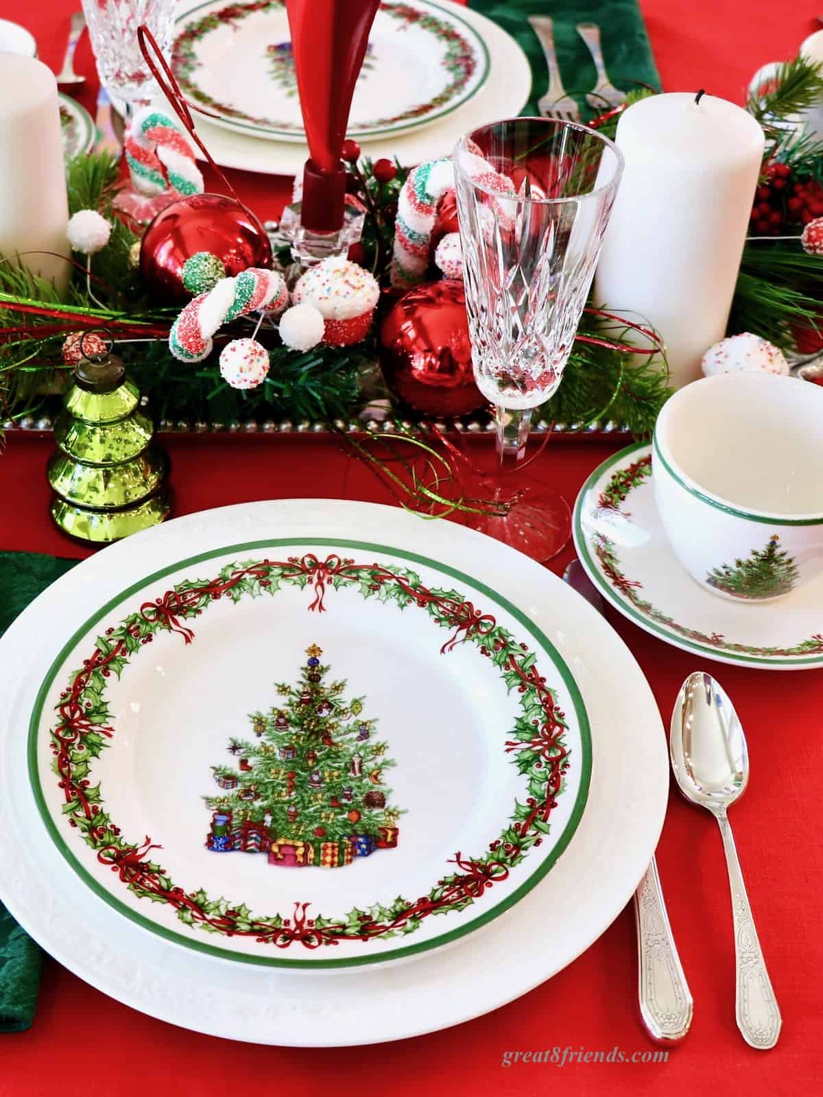 Christmas table setting with Christmas tree plates.